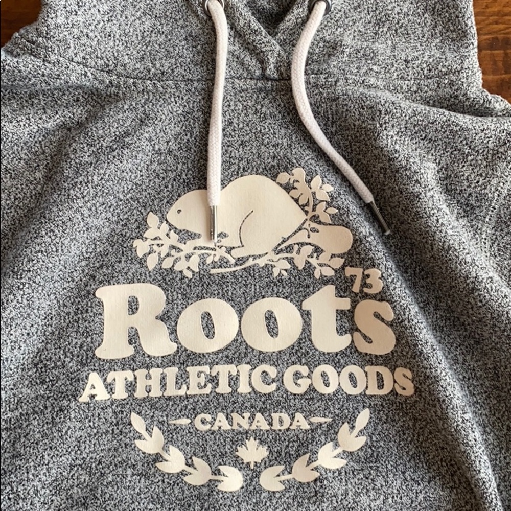 Classic Roots Hoodie π¨π¦ - Picture 2 of 4